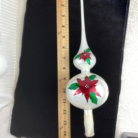 Vintage Tree Pinnacle Top Red Poinsettias Poland Blown White Glass Hand Crafted - Picture 5 of 12